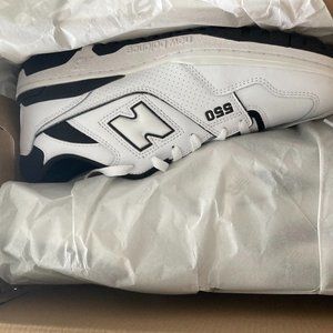 New Balance 550 (BB550) in black, white